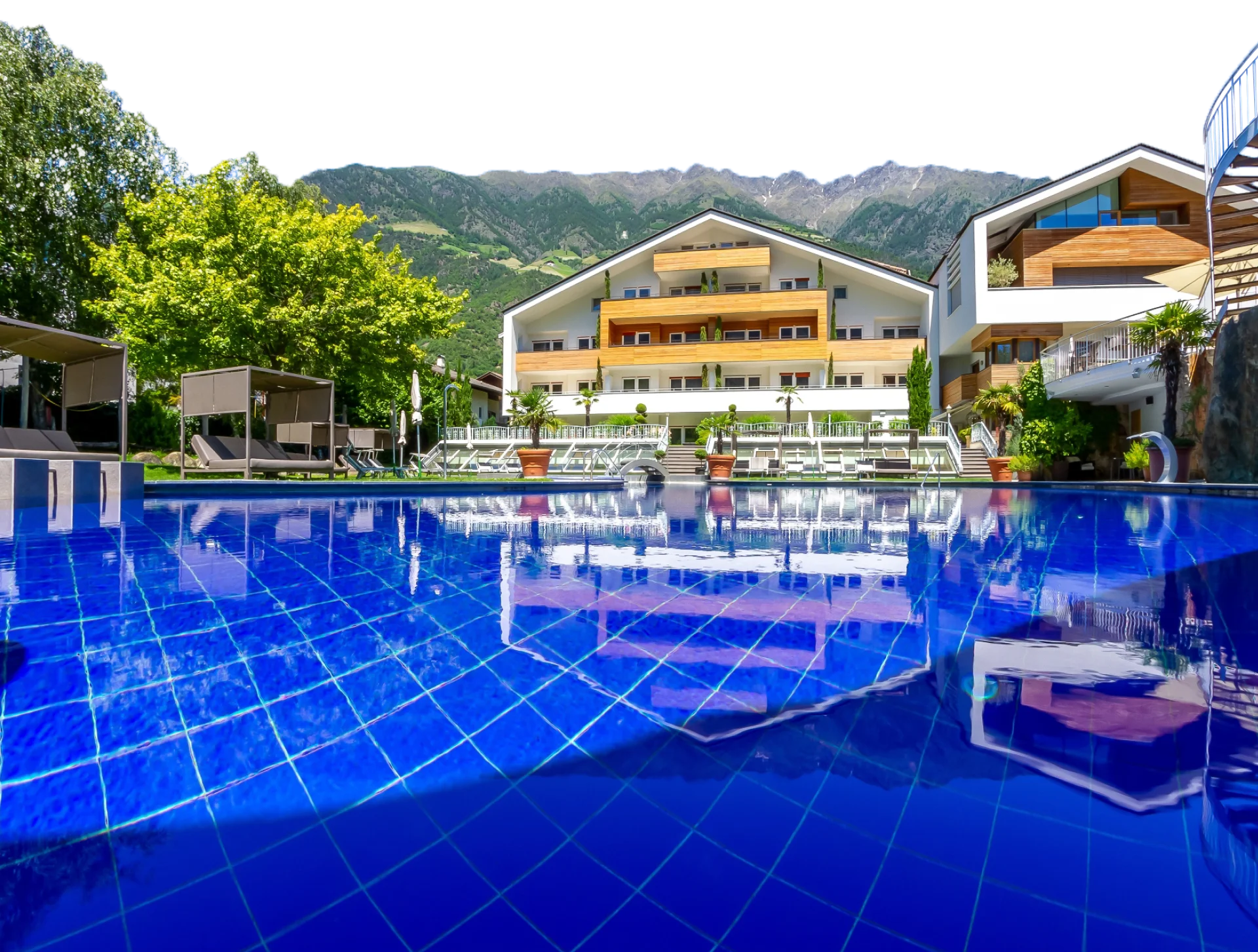 TYROL Family Retreat. Mehr als ein Familienhotel in Naturns. TYROL Family Retreat. Mehr als ein Familienhotel in Naturns.
